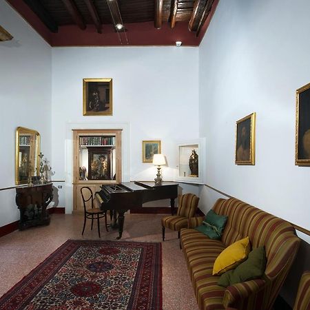 Appartement Domus Decumana à Naples Extérieur photo